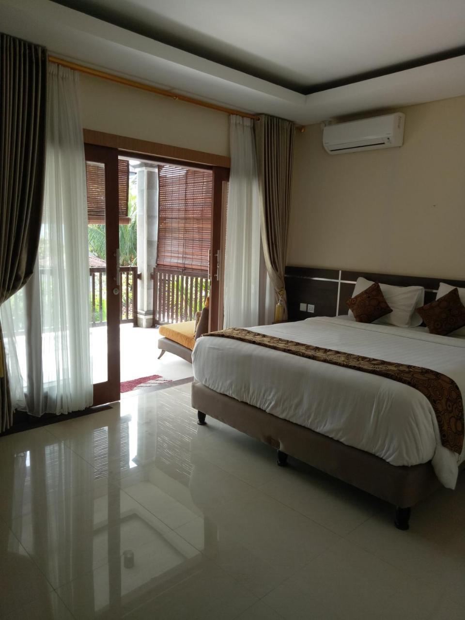 The Surya Kuta Villa Zewnętrze zdjęcie